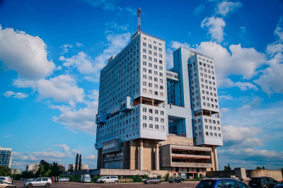 Марина Лысенко вошла в совет директоров, чтобы депутат остался у руля